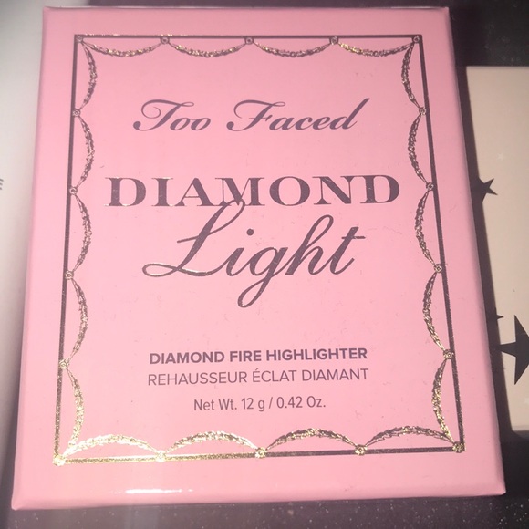 NWT Boxy Charm beauty set - Picture 4 of 8